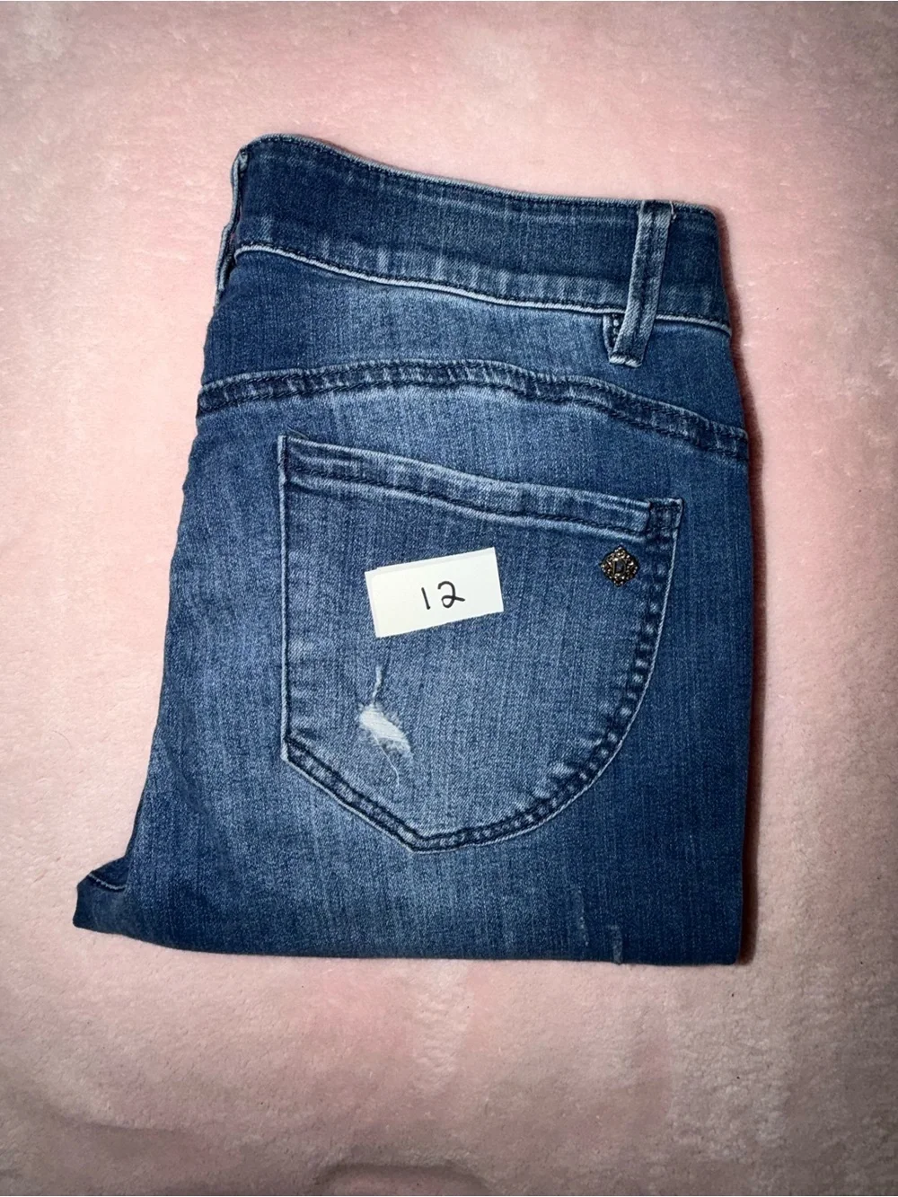 NWOT Democracy "Ab"solution Mid-Rise Distressed Jegging Jean $78 MSRP - Picture 2 of 5